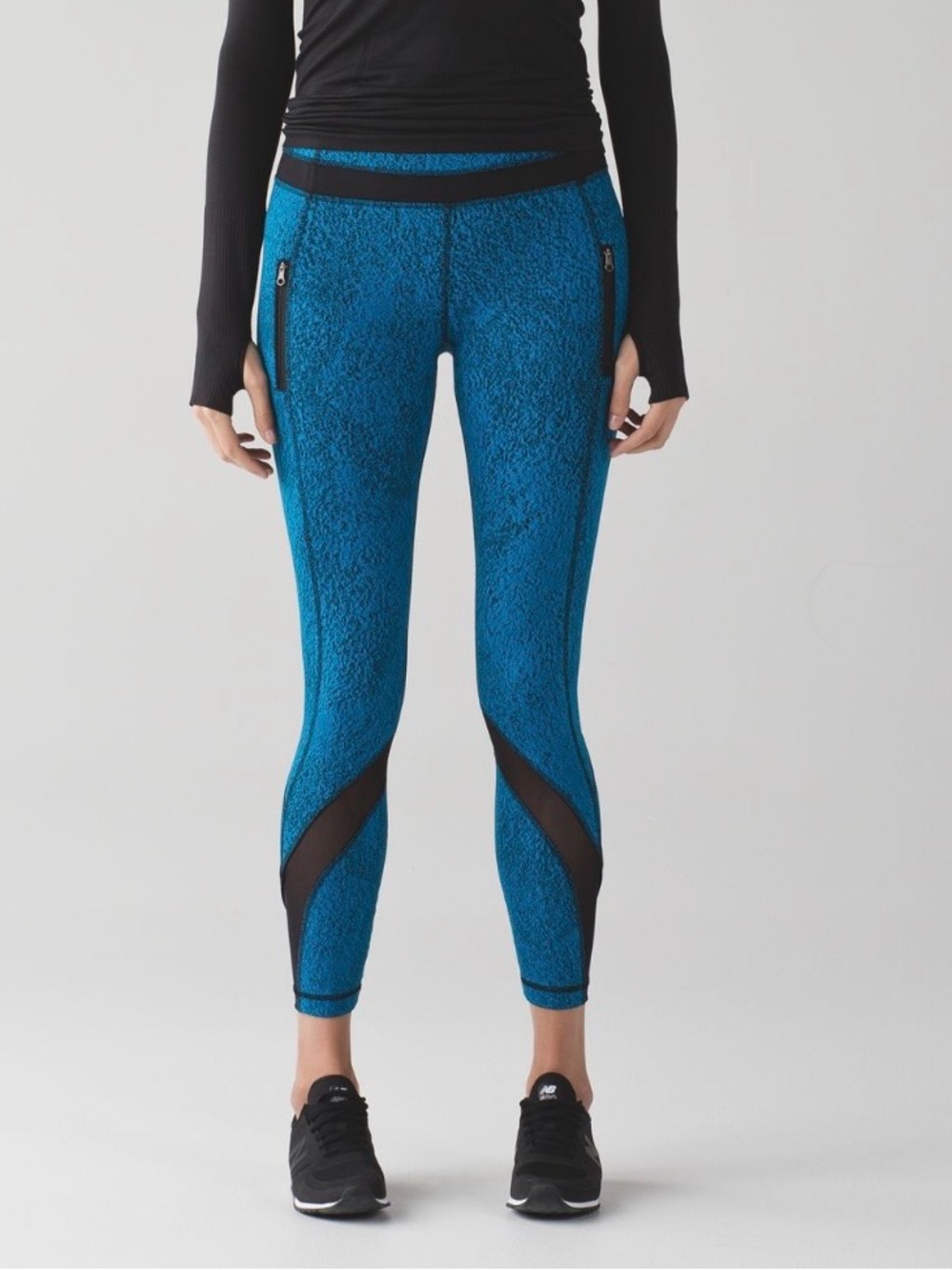 Lululemon Inspire Tight II Blue and Black Leggings Size 12